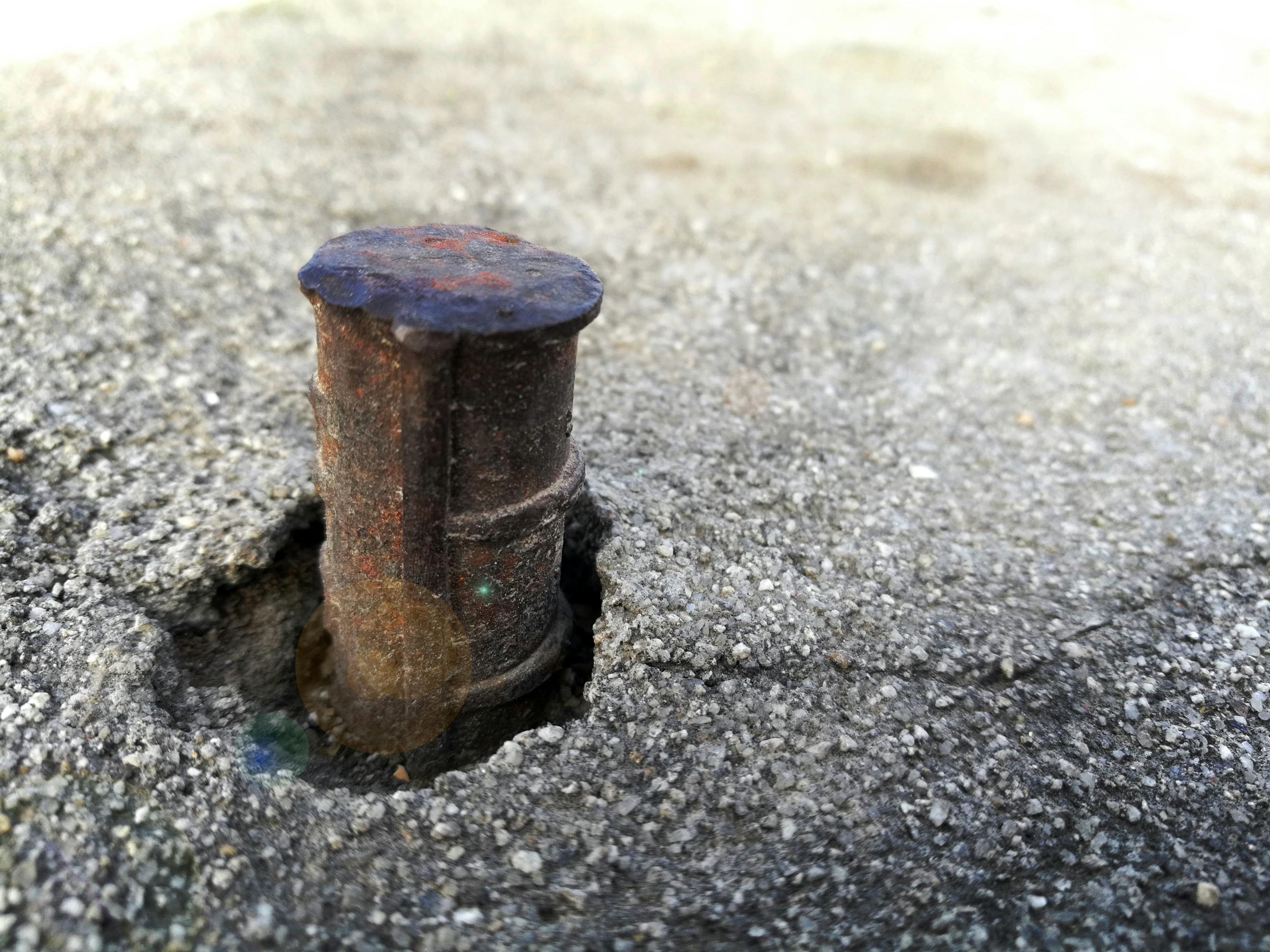 灌浆法可用于处理钢筋混凝土裂缝，采用灌浆法处治裂缝主要有